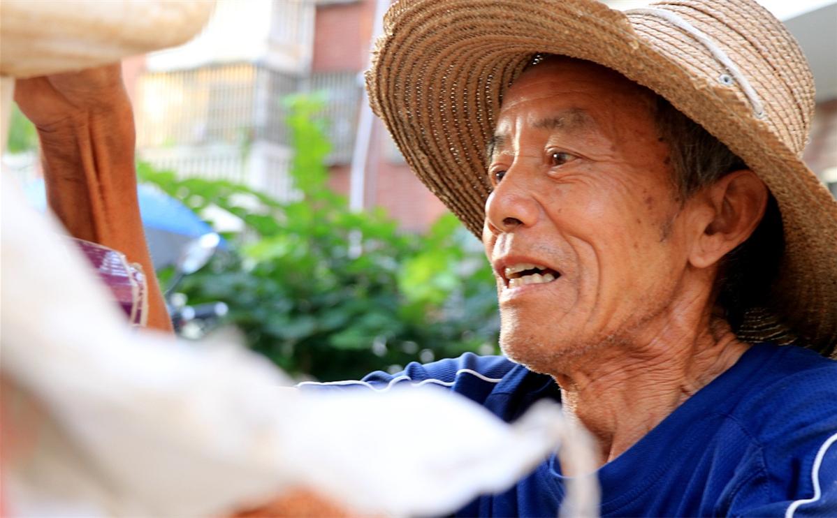 55岁大叔相亲51岁大姐视频,48岁大姐相亲大爷提出试婚