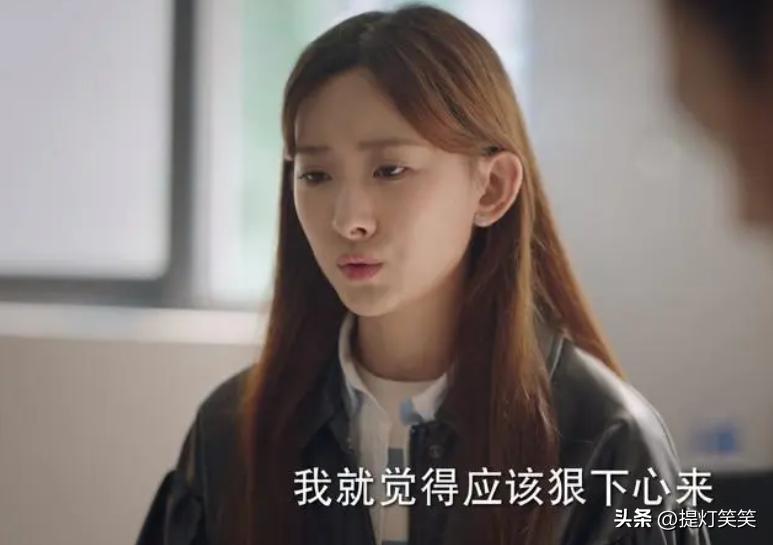 江歌母亲收到多少赔偿,江歌母亲下跪道歉