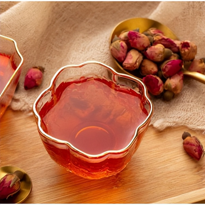 女性补气血养生茶什么时候喝最好,夏季补气血喝什么养生茶最好喝