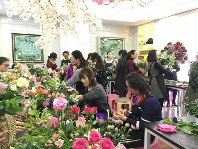 你是怎样一点点走进加盟的坑越陷越深的？两年带店督导亲身分享