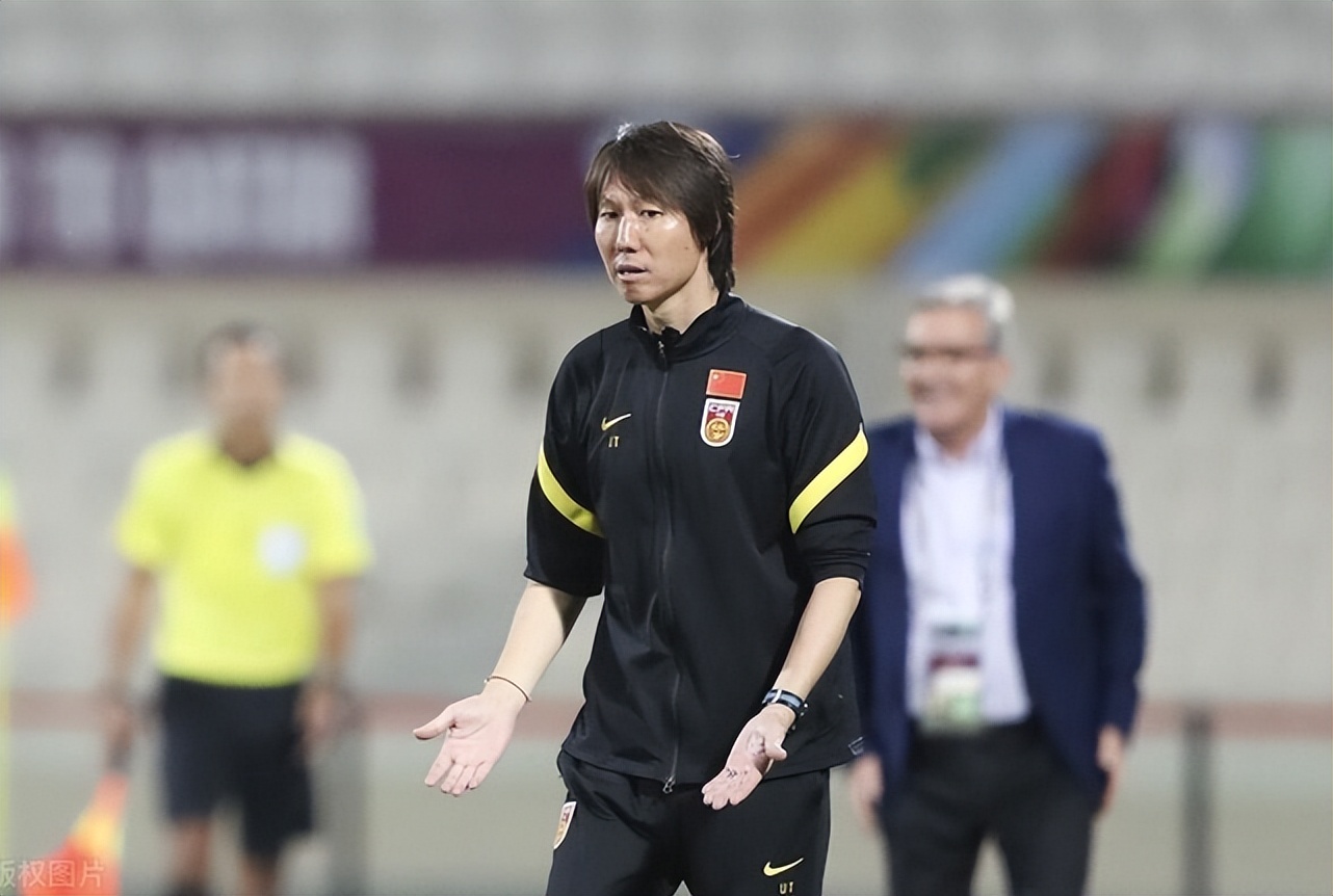 足球范志毅李毅,李铁执教国足范志毅反应