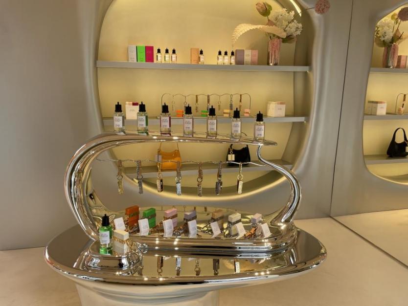 BYFAR上海张园首家旗舰店开业，未来3年规划在国内多个城市开店