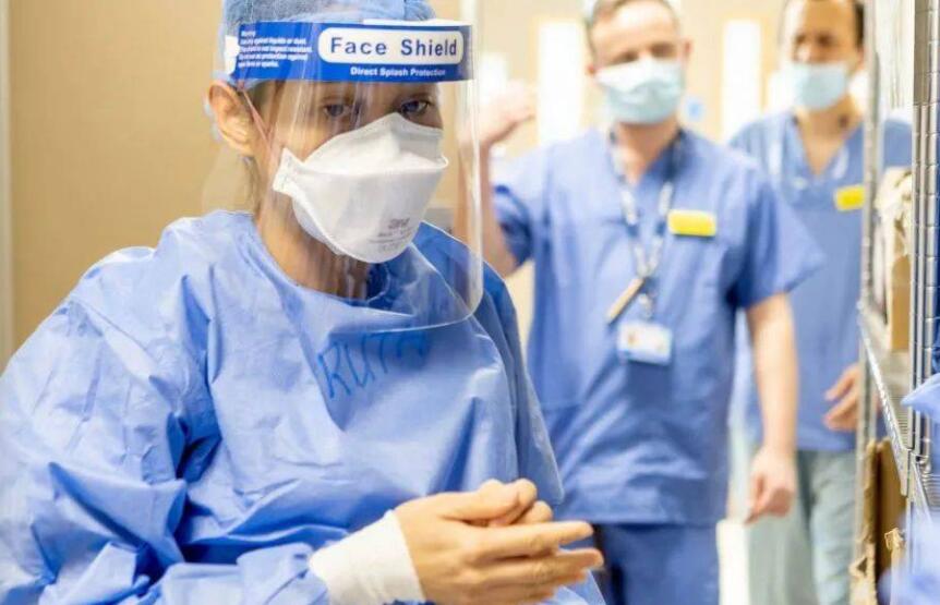 新马来回应该准备多少钱,新马费用