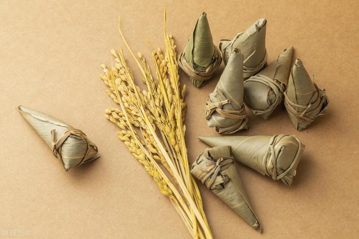 应该是端午节快乐还是端午节安康,端午祝福是端午安康还是端午快乐