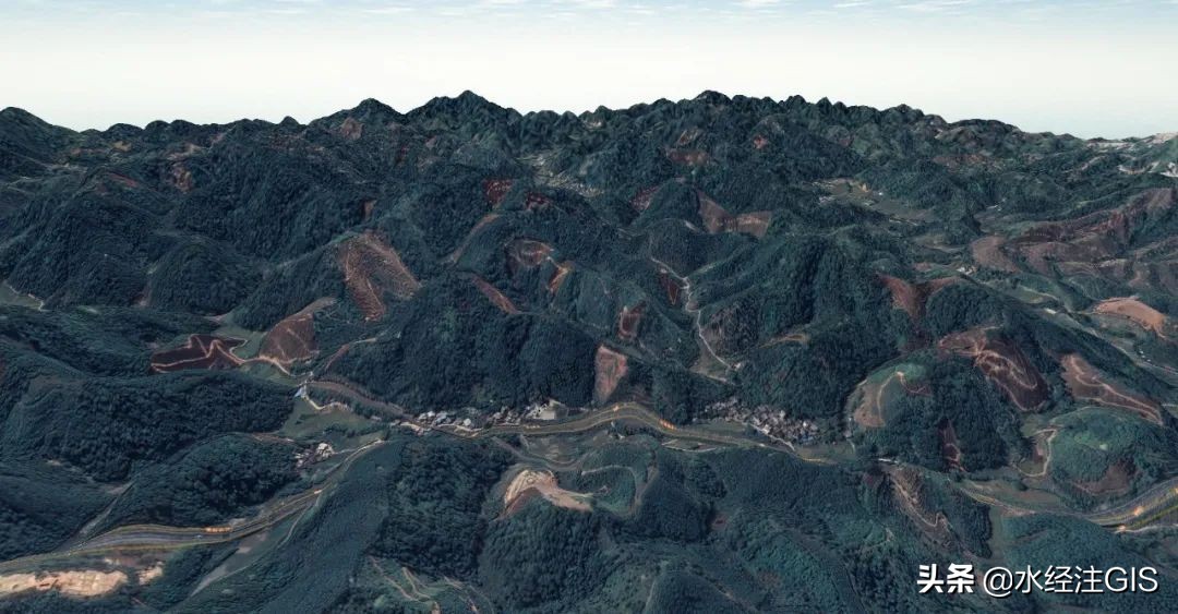 广西东航mu5735航班坠毁事故原因,东航mu5735梧州客机空难搜救现场