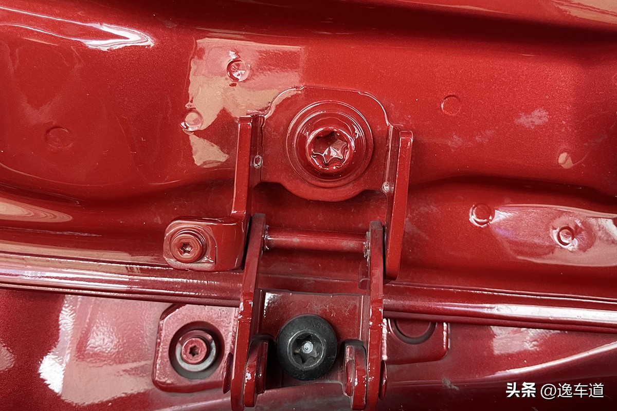 宝马2系旅行车你见过吗？跑了不到5万公里，八万块值吗？