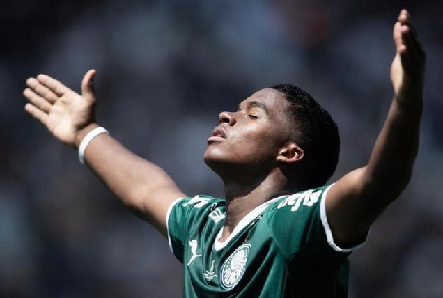 皇马引援超级巨星,皇马新赛季三叉戟