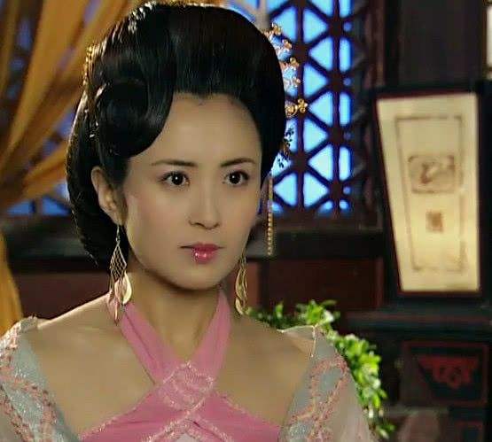 经常演反派的年轻女演员,重新爆火演过反派的女明星