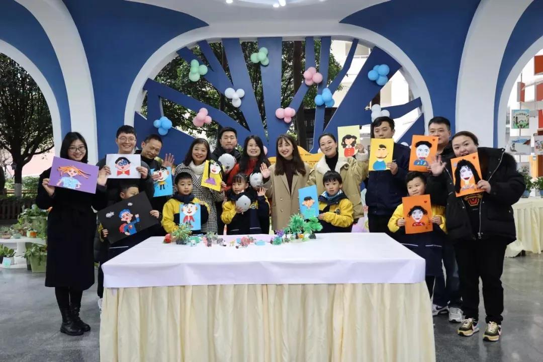 开学啦听听新生的感受,开学了看一下宿舍的环境