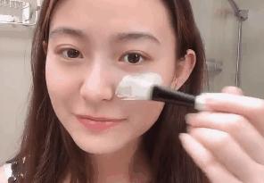 夏天敷补水保湿面膜,敷个面膜补补水分