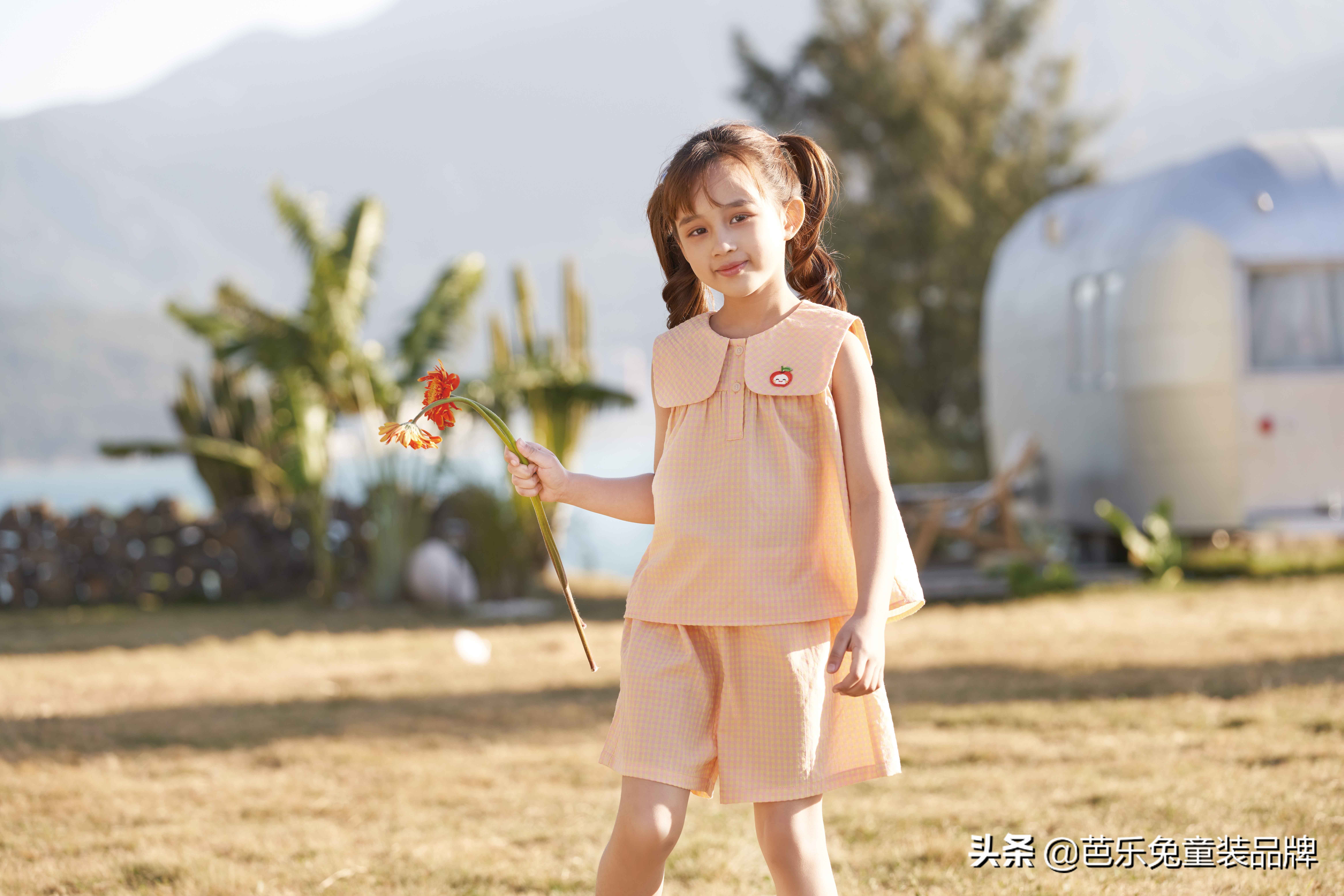 芭乐兔｜时尚典雅，还是恬静活泼？选对童装让这个夏天怎么穿都对