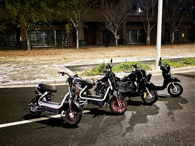 买的电摩上不了牌照被抓怎么处理,买了电摩上不了牌怎么办