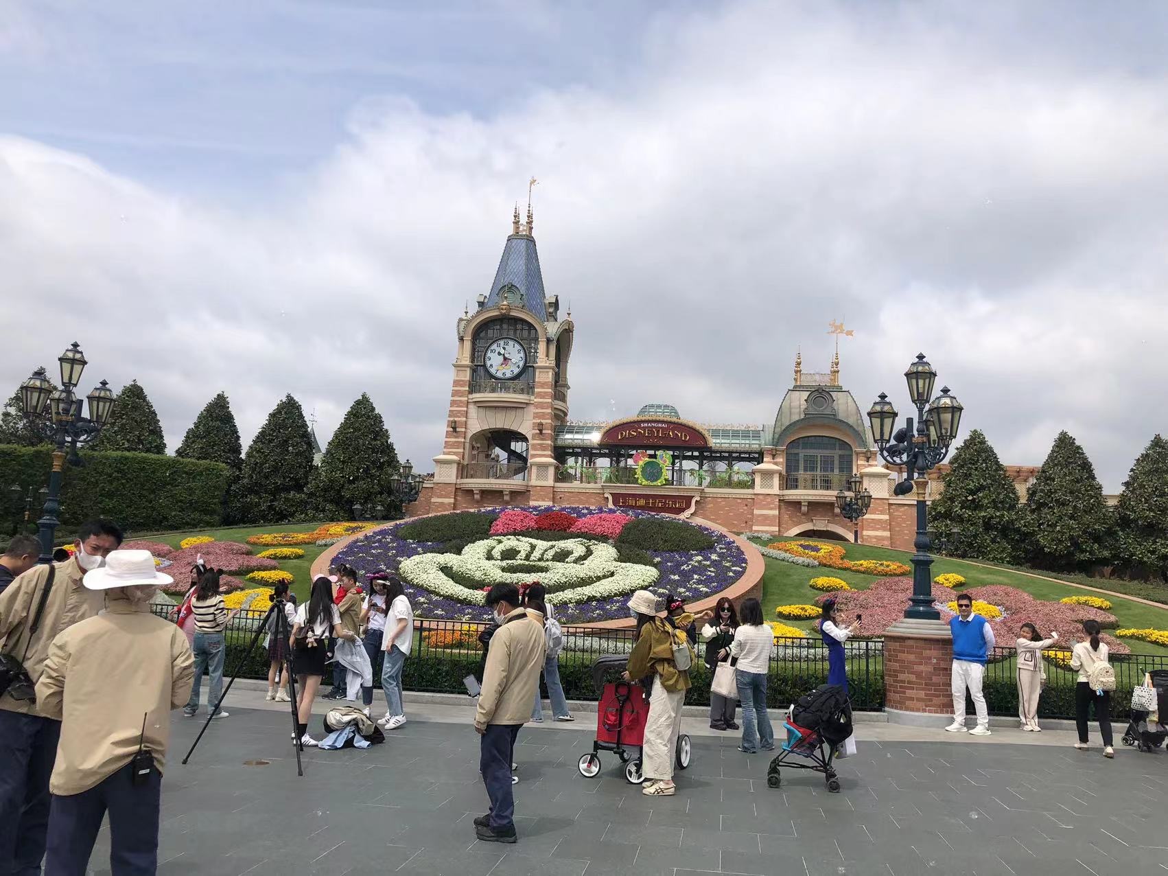 上海迪士尼乐园游玩攻略项目,上海迪士尼乐园游玩攻略和费用