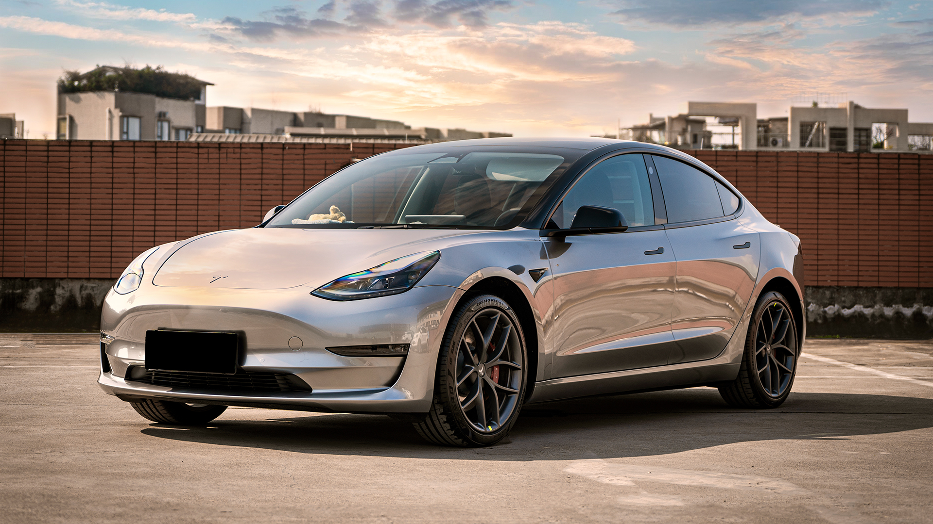 汽车全车贴膜改色合法吗,汽车贴膜改色要多少钱