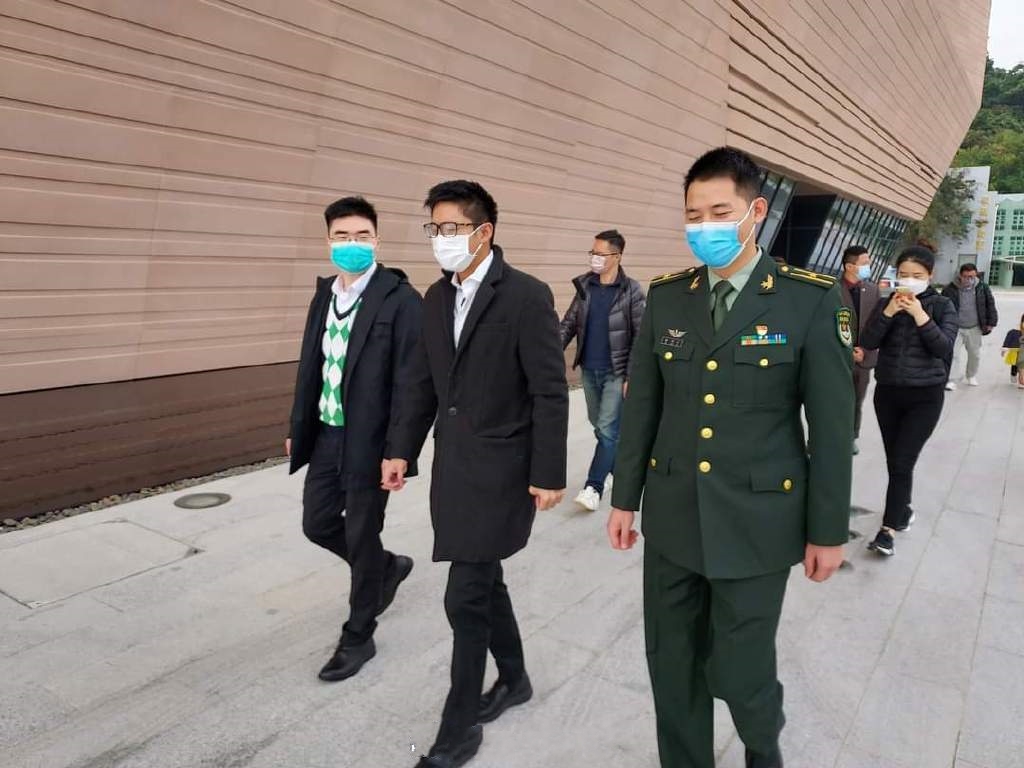 霍启山出席会议,霍启山出席发布会