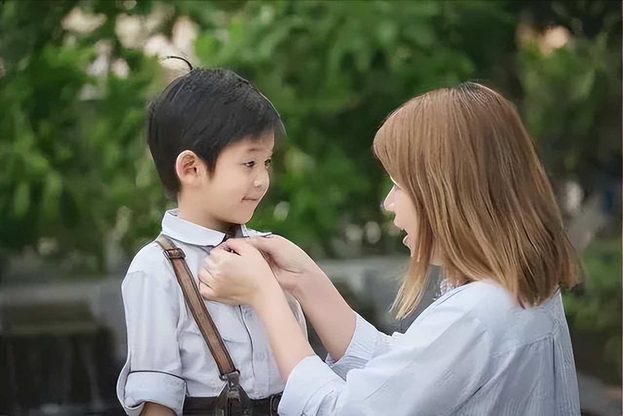 北京中小学生高尔夫球比赛惹争议,网友:“土包子”,真别酸!