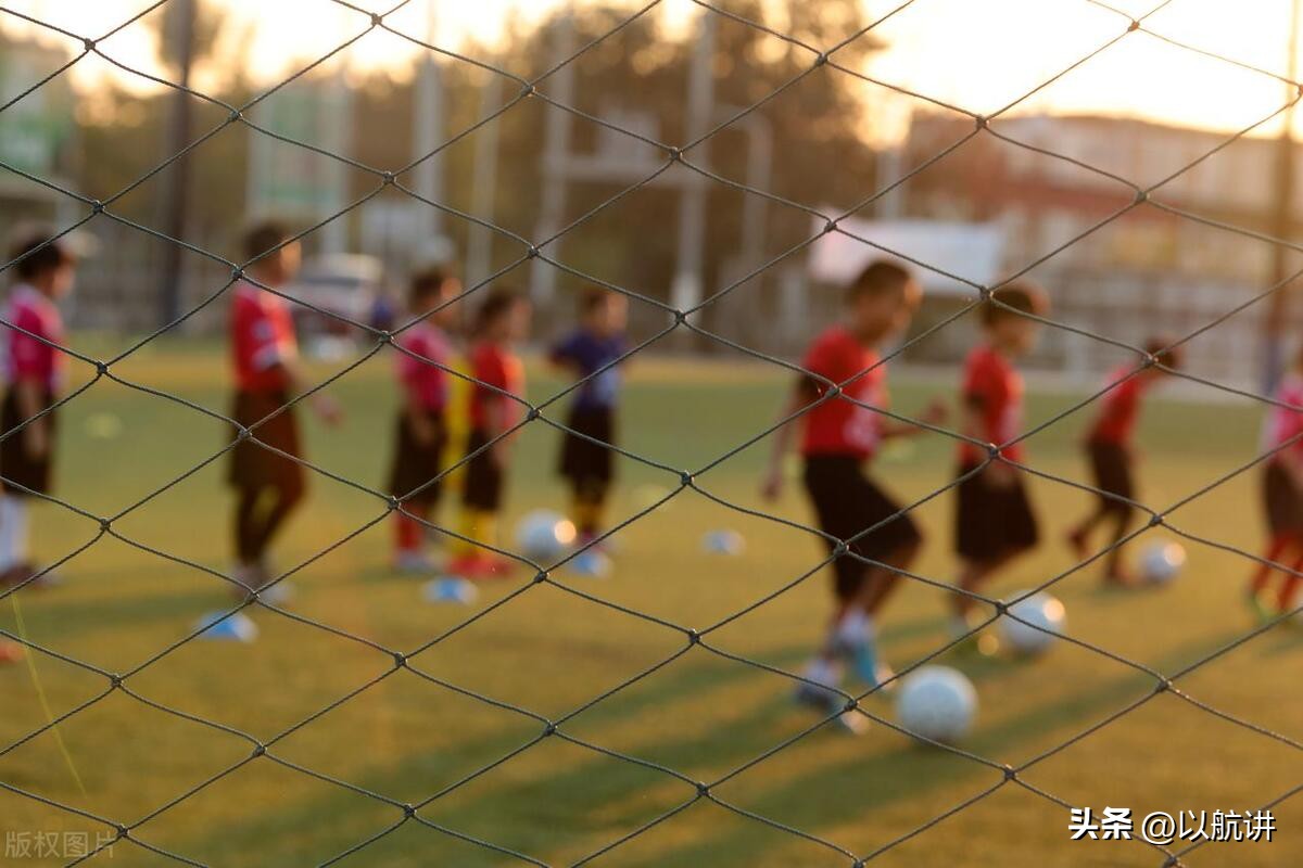 中国足球面临的困境,中国足球篮球要走出困境