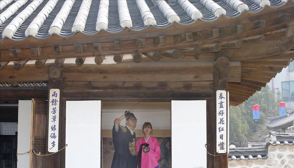 韩国人吐槽中国古建筑,韩国人吐槽韩剧抄袭中国古装造型