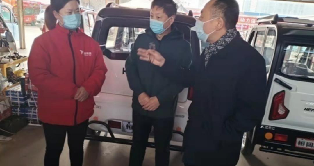 有牌照的三轮车属于违规吗,三轮车挨运管所扣车要罚多少钱