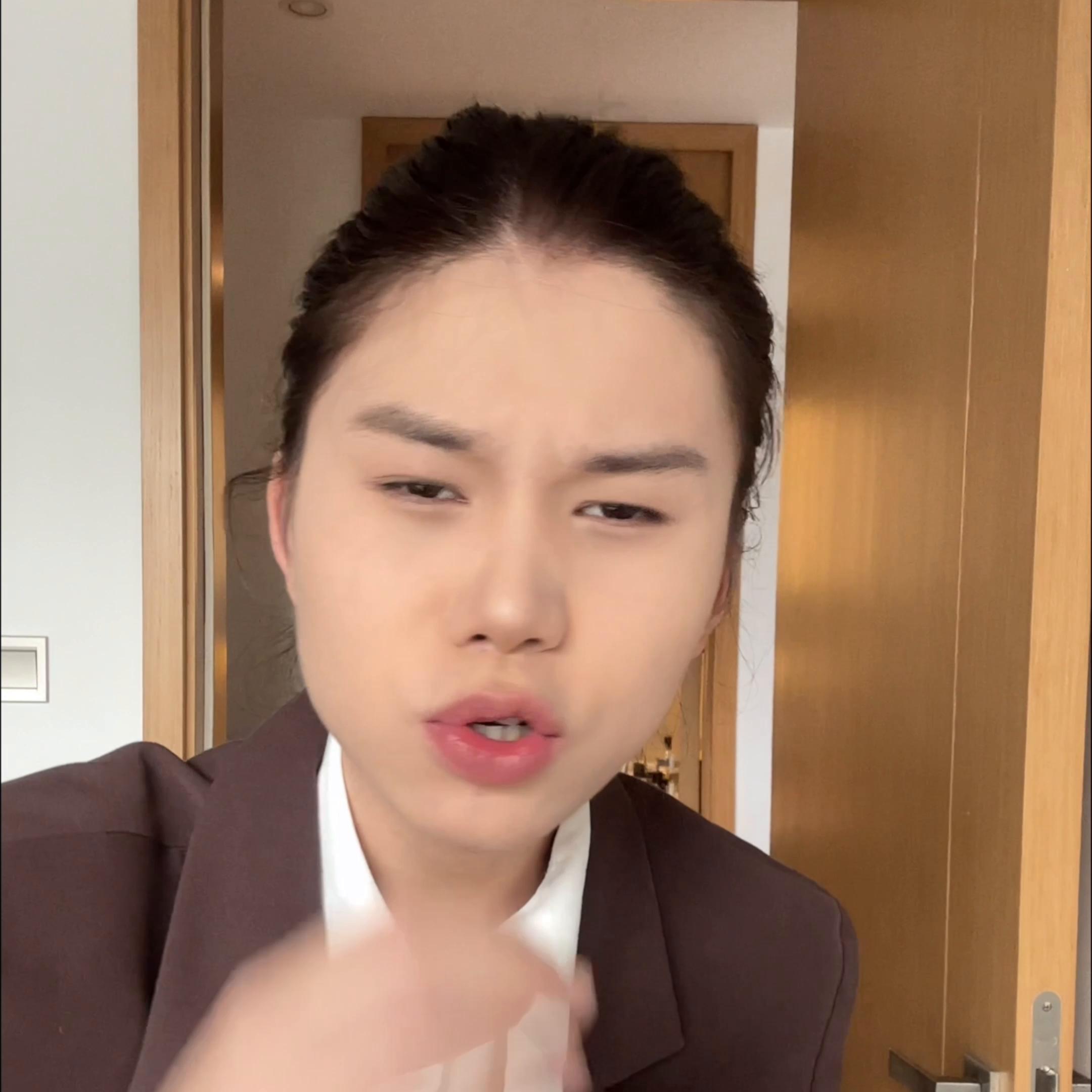 论一款好的防晒真的太重要了,测试了12款防晒霜哪款最好用