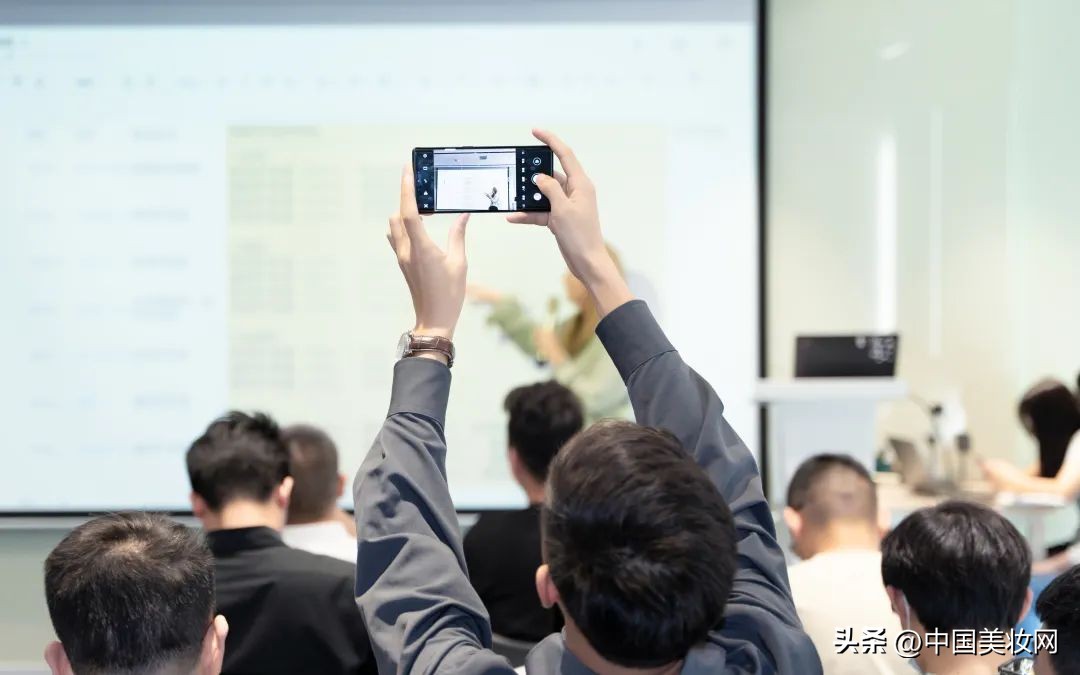 2023速卖通做什么类目,速卖通十周年必买品种