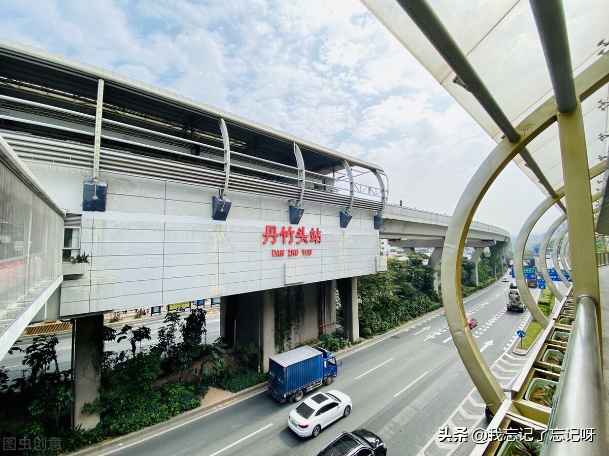 合租女室友让我冒充男朋友,合租室友让我假装男朋友