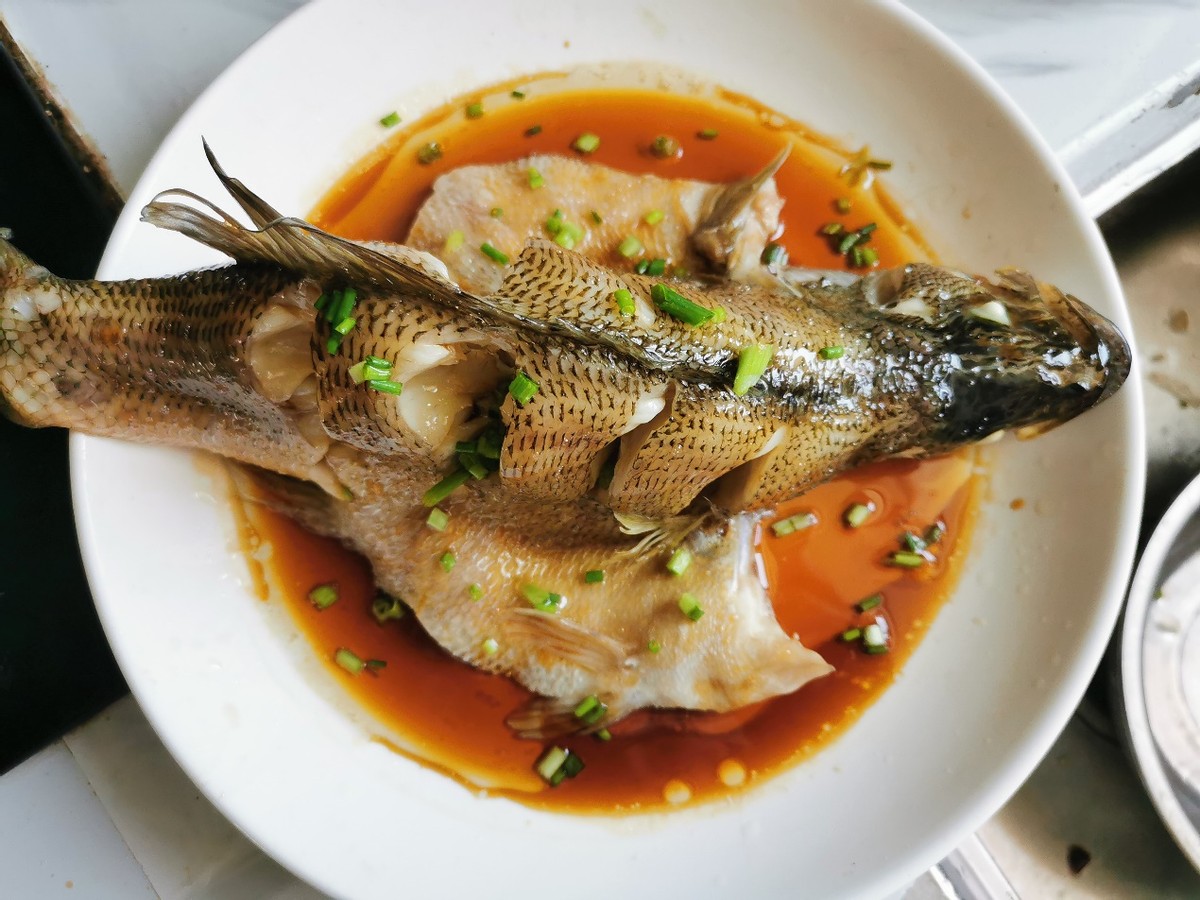 七个月宝宝辅食鱼做法,宝宝清蒸鱼辅食