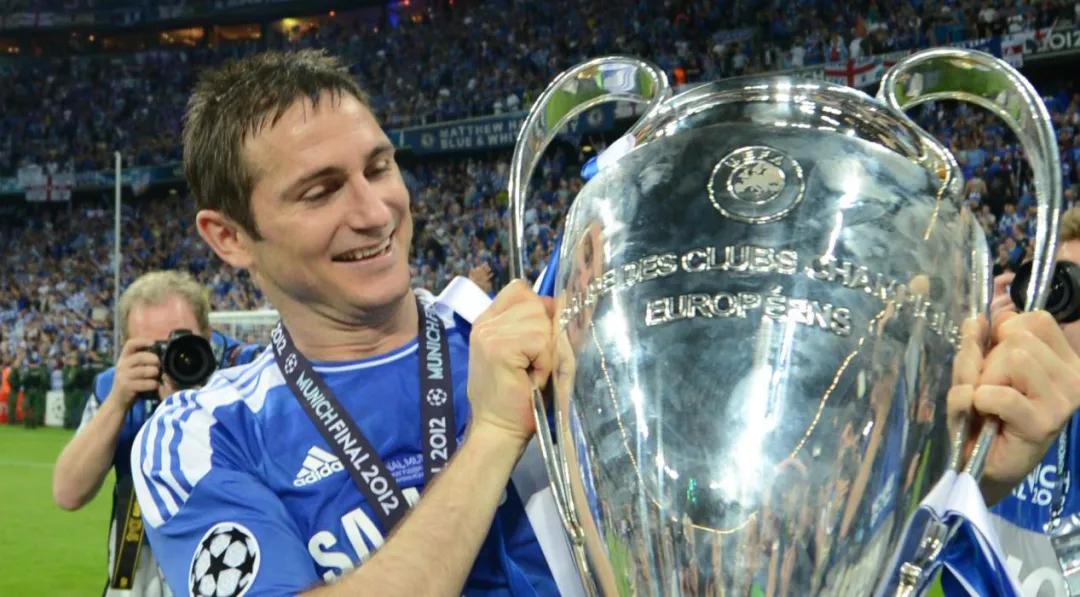 那盏照耀斯坦福桥十余年长明的神灯