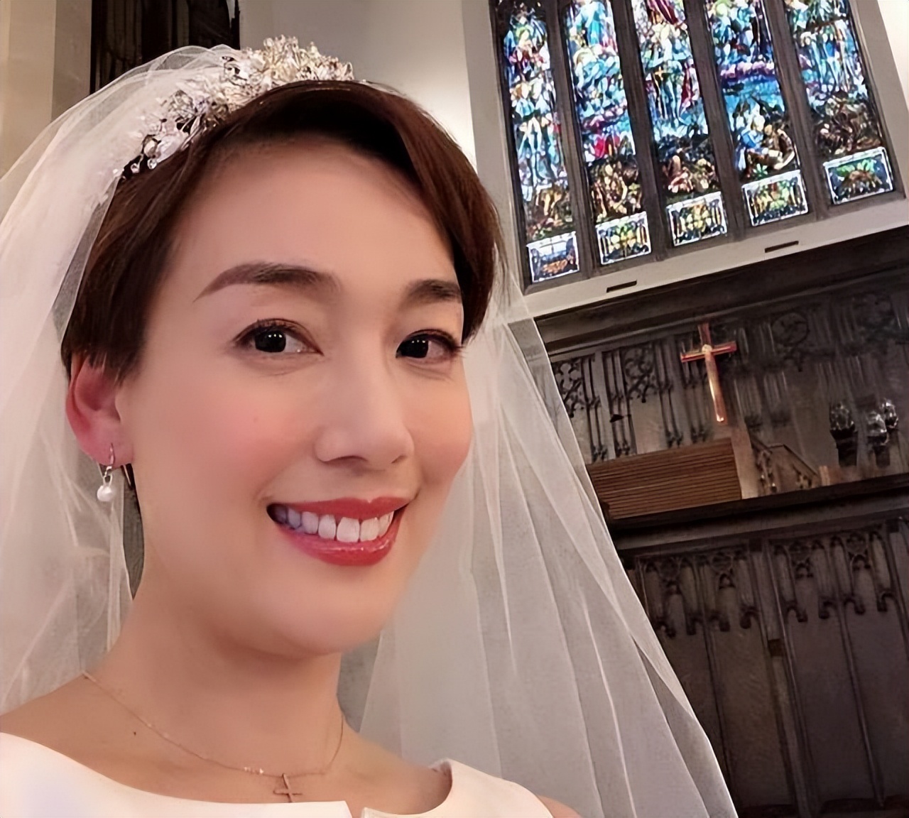 百年润发江美仪广告,女星江美仪