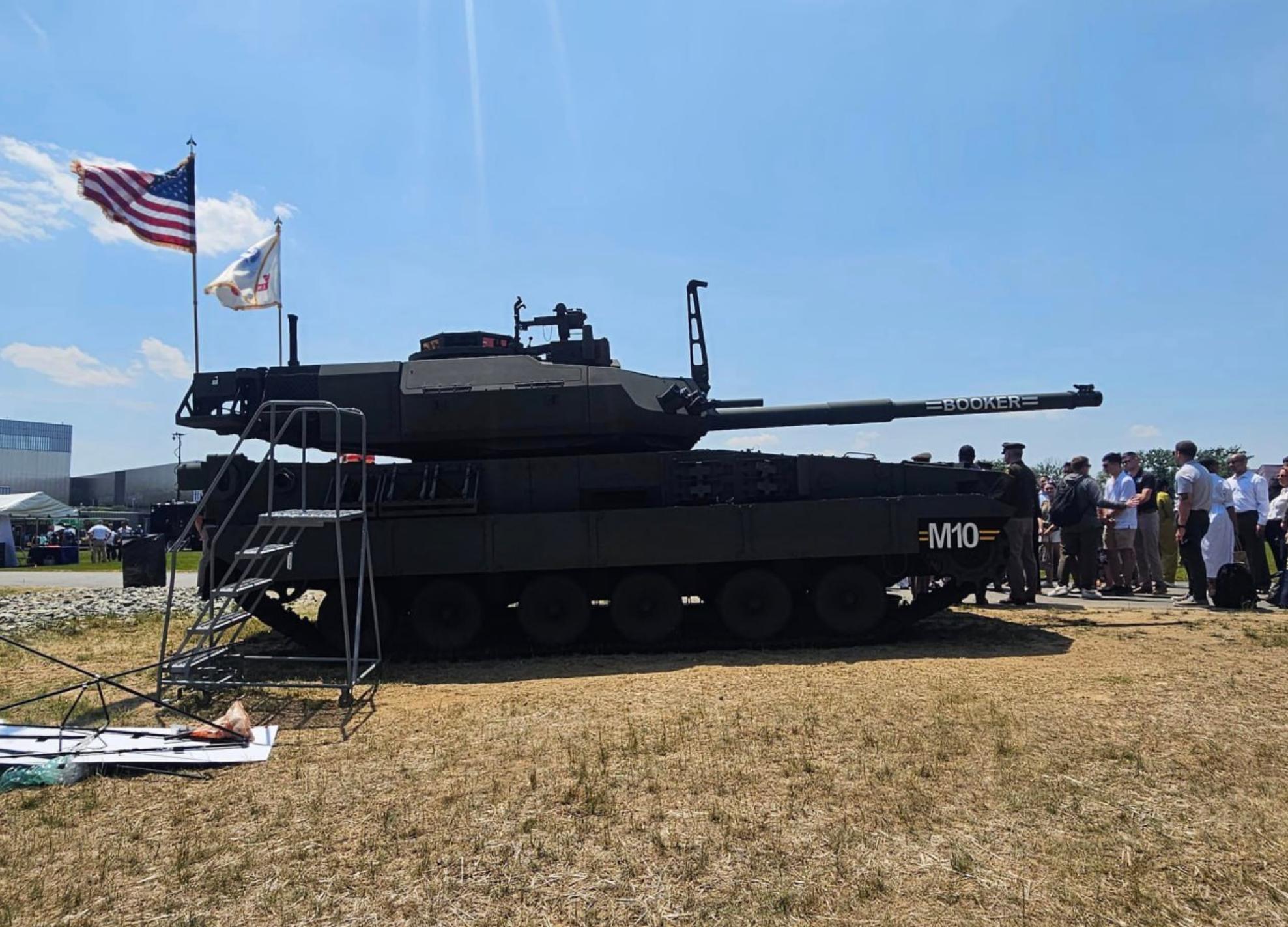 美军疯了？想靠这打赢中国99A？美M10“布克”亮相，1辆9200万元