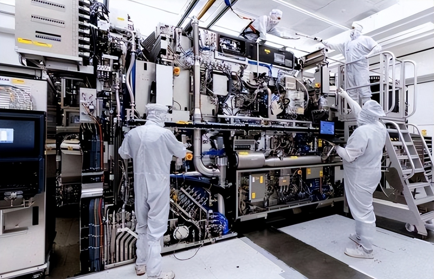 日本向中国出售哪几款光刻机,日本光刻机真实情况