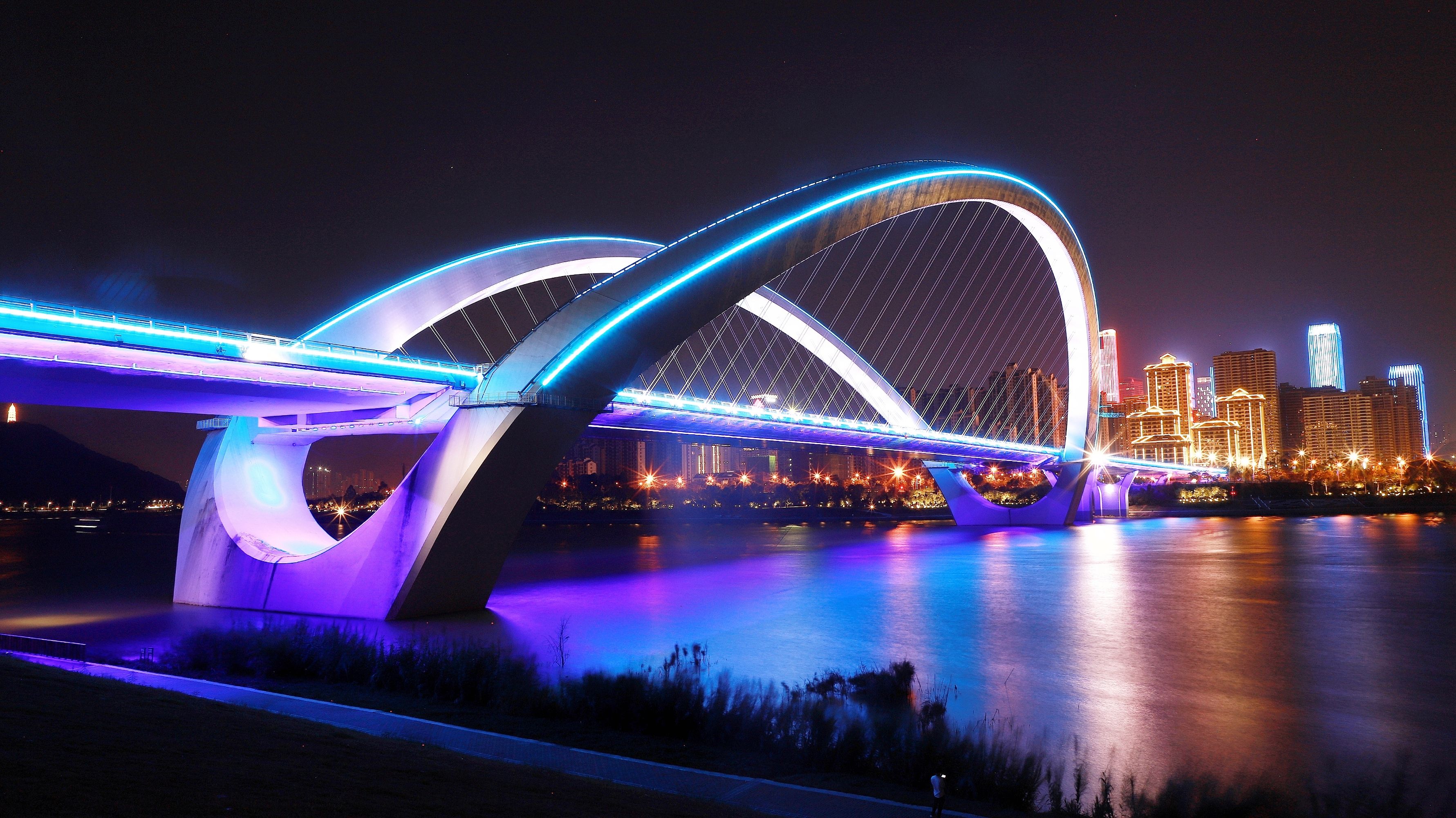 中国跨海跨江跨河桥梁世界第一,中国建的高难度桥梁