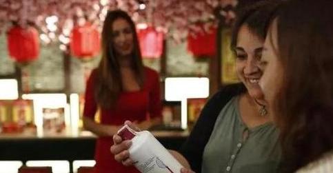 白酒小王子,茅台在国外的价格比国内便宜一半