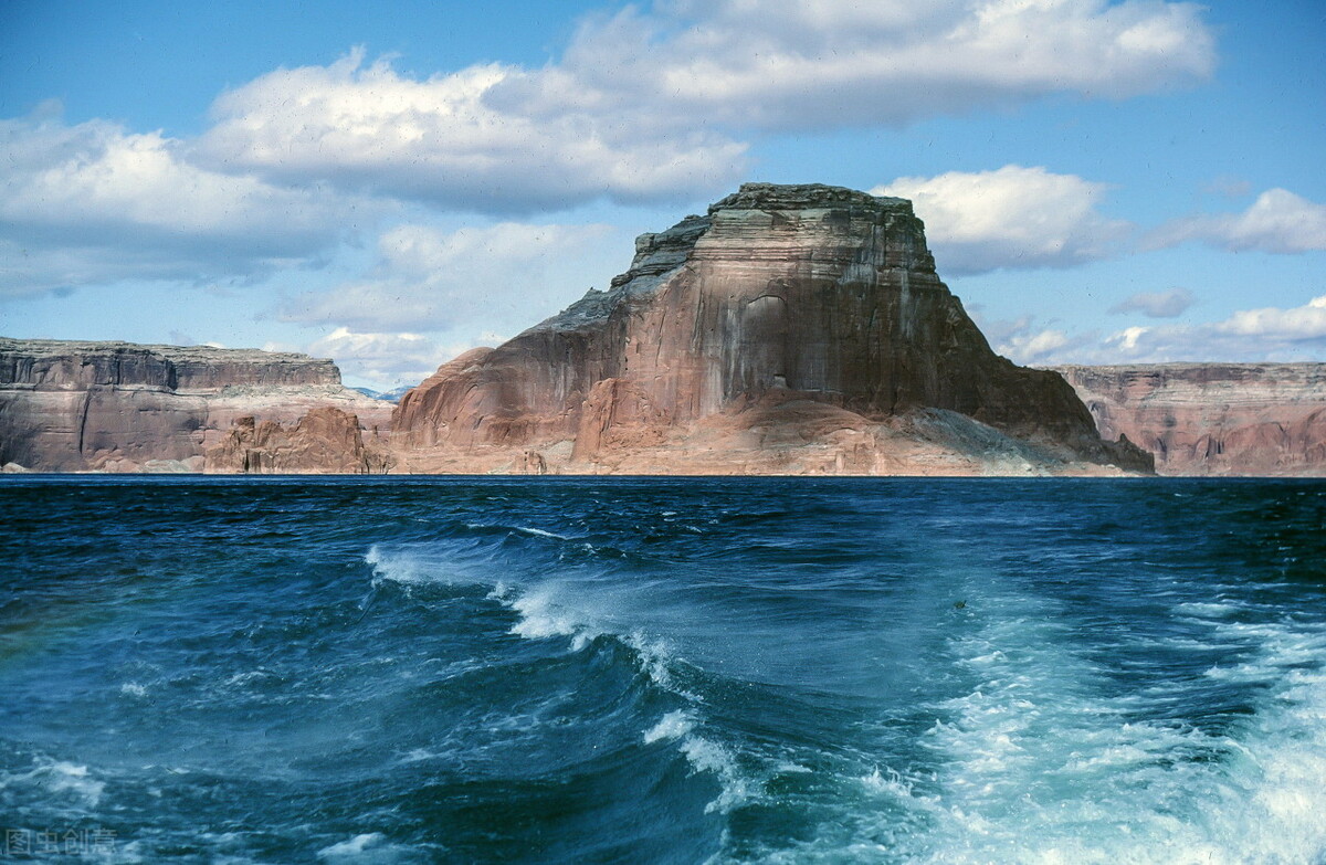 送别友人的诗句李白,送友人李白表达惜别之情的诗句