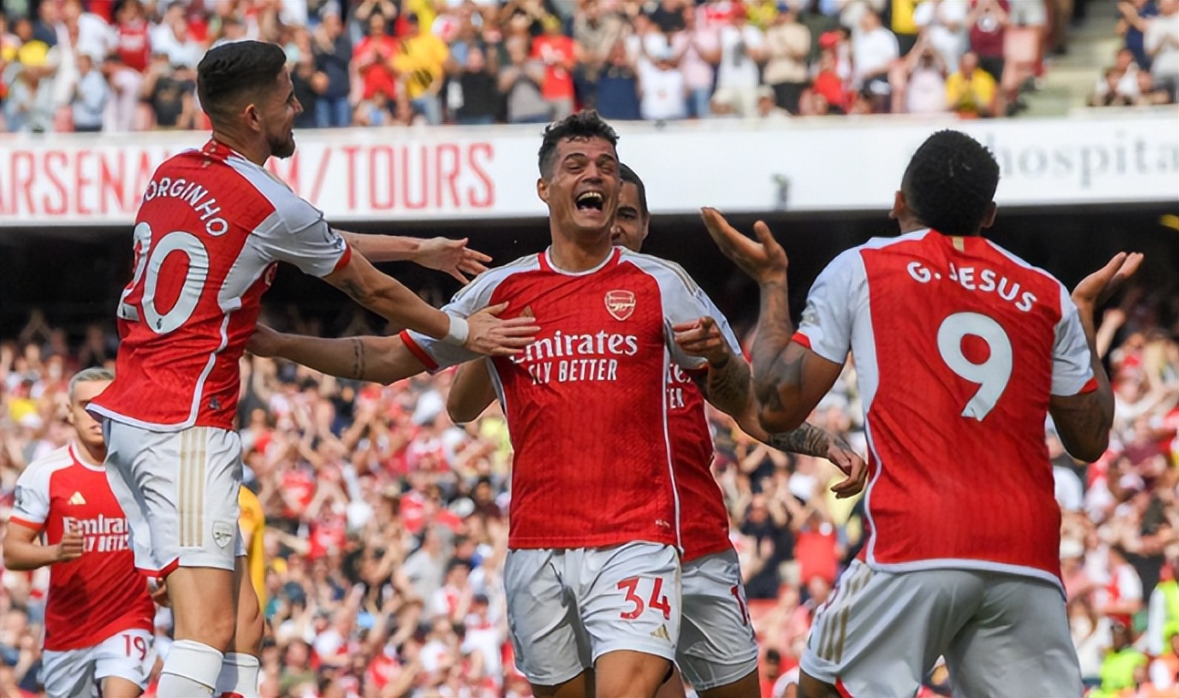 一场2-1英超领头羊狂飙冠军之争,英超5:0