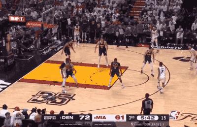 约基奇五秒背身违例,掘金24秒违例