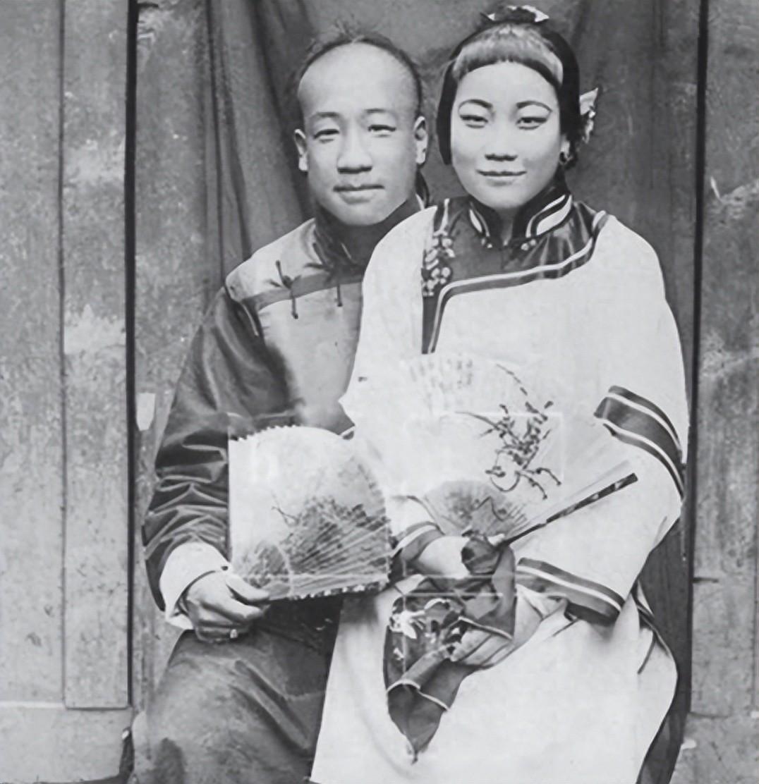 【晚清*楼青**秘史】*楼青**女媚态撩心，丰乳肥臀，风情再现！