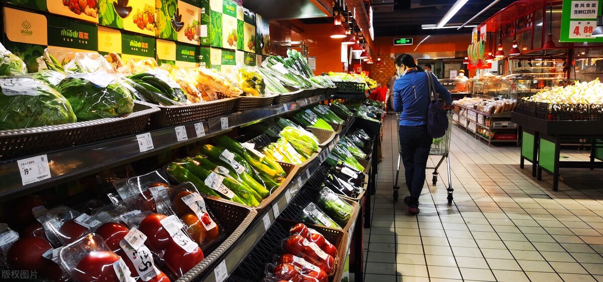 普通人如何逆袭财务自由,月入三千怎么才能实现财务自由