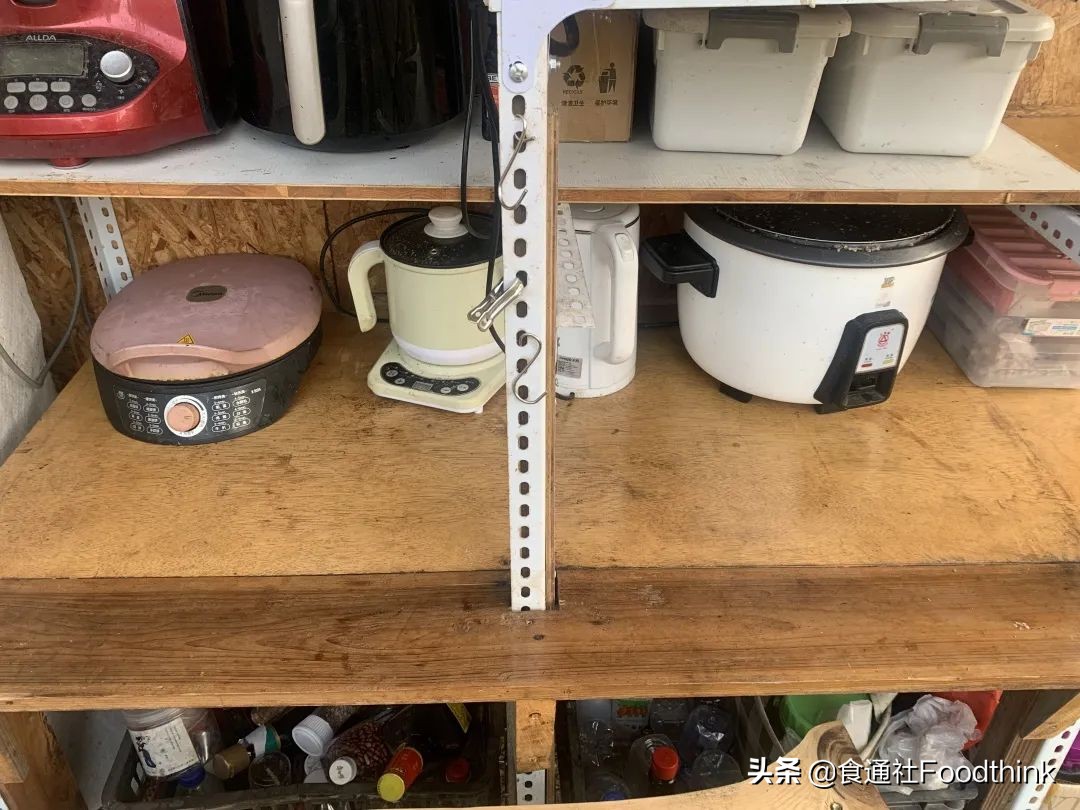 千元预算搞定所有炊具｜扣子的一平米厨房