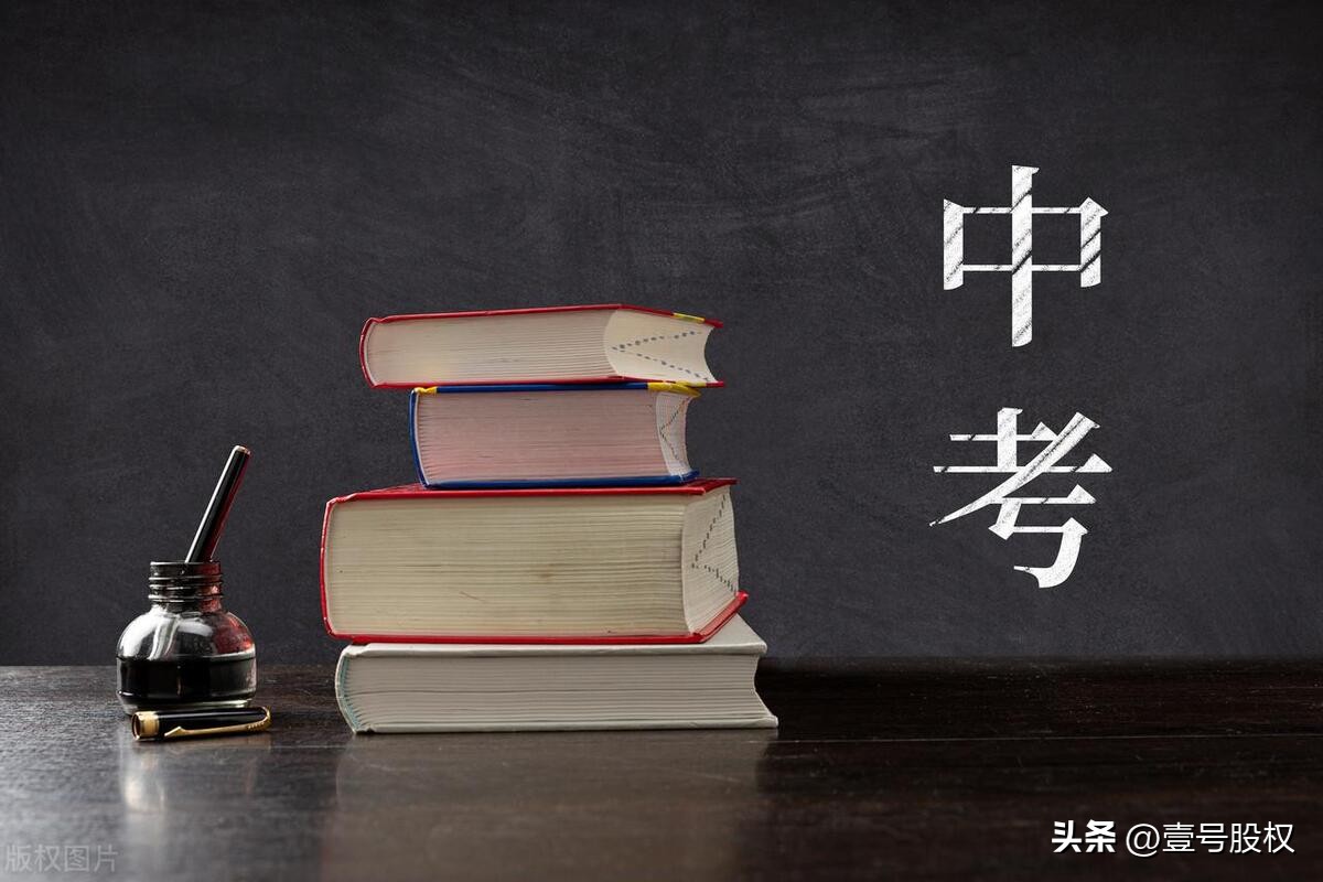 幼儿教师的就业现状和困境,2024年幼儿园教师还会紧缺么