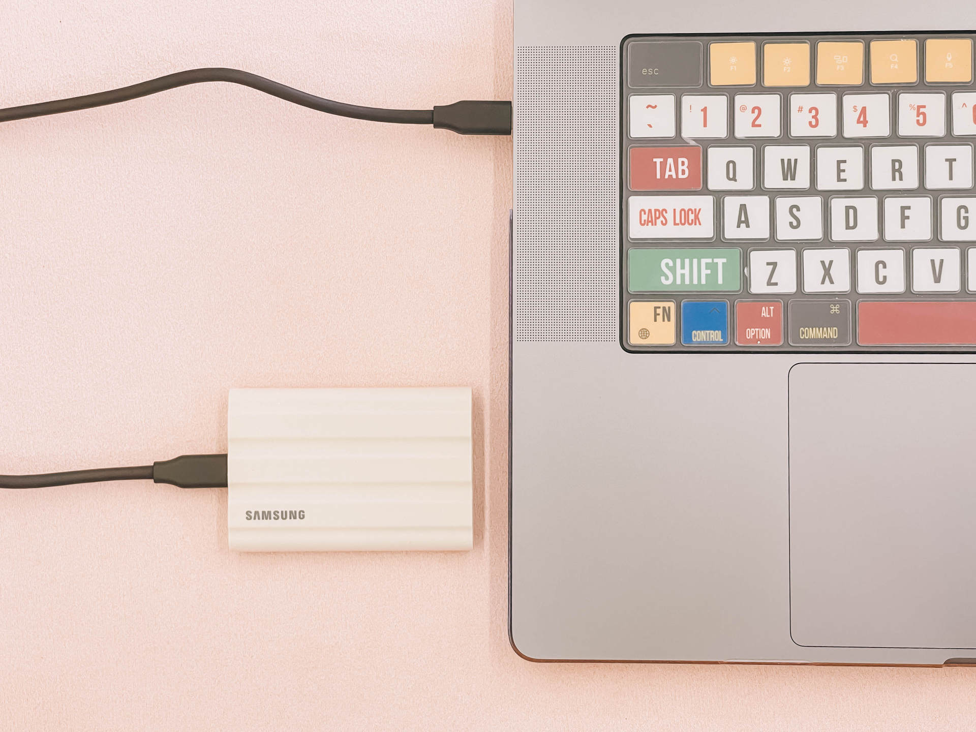 macbook必买配件,macbookpro2021必备配件