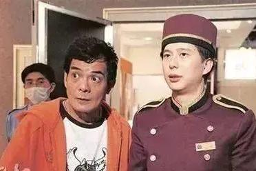 “鸠摩智”李国麟开心晒居民居住证，现居福州，称能买社保太方便