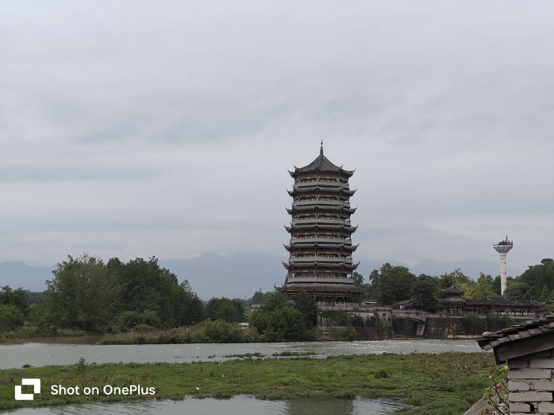 IMX890主摄+OPPO旗舰影像调校，一加Ace2Pro拍照体验实测