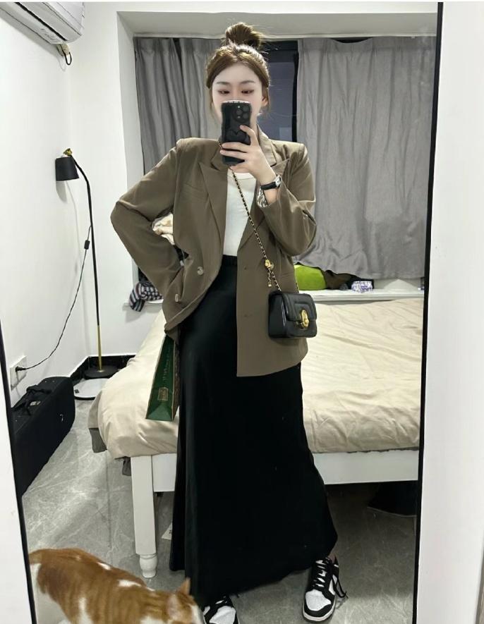 长款西装裙搭配高级感,西装搭配半身裙女款高级感
