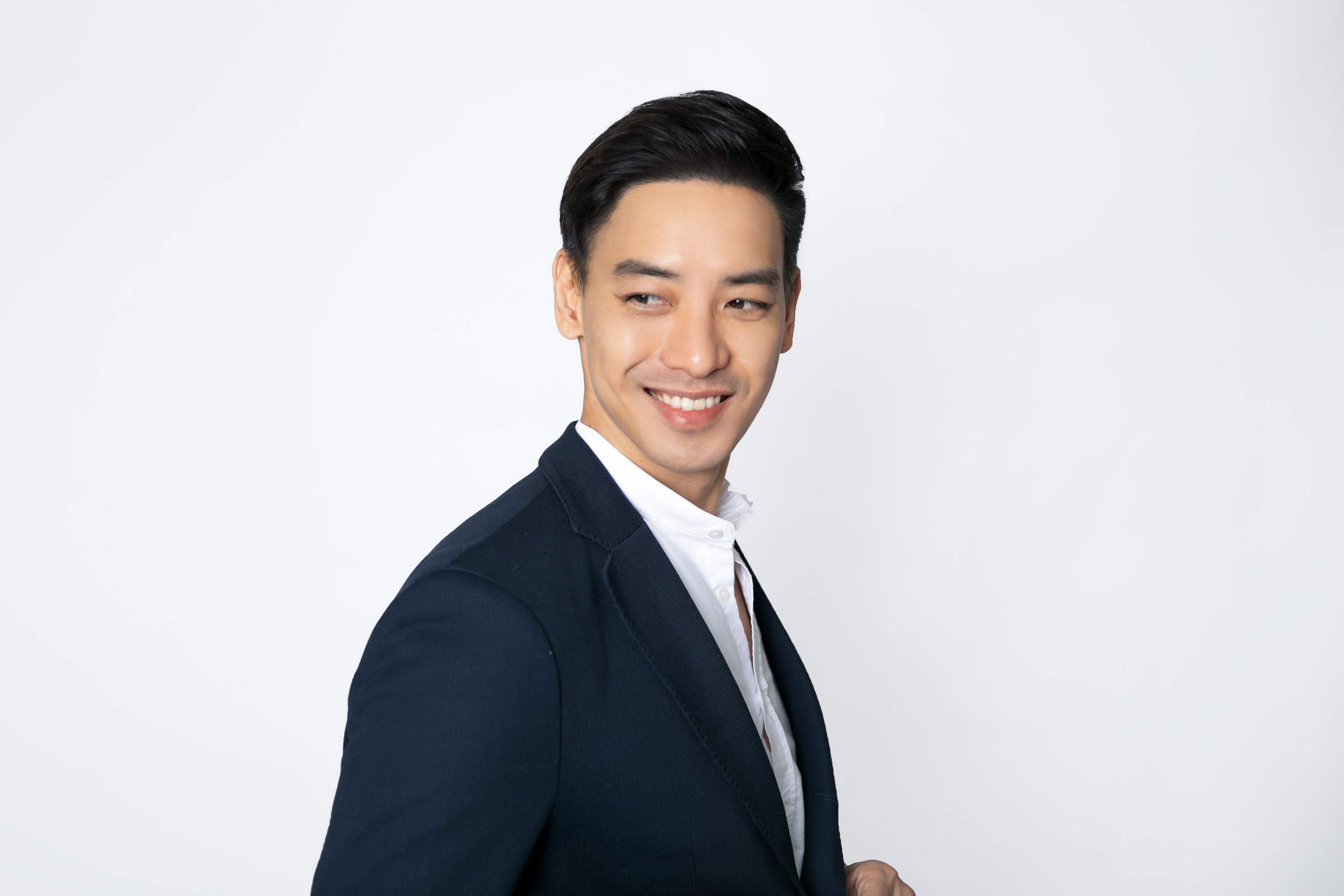 黄柏钧写真图片,演员黄柏钧出生地