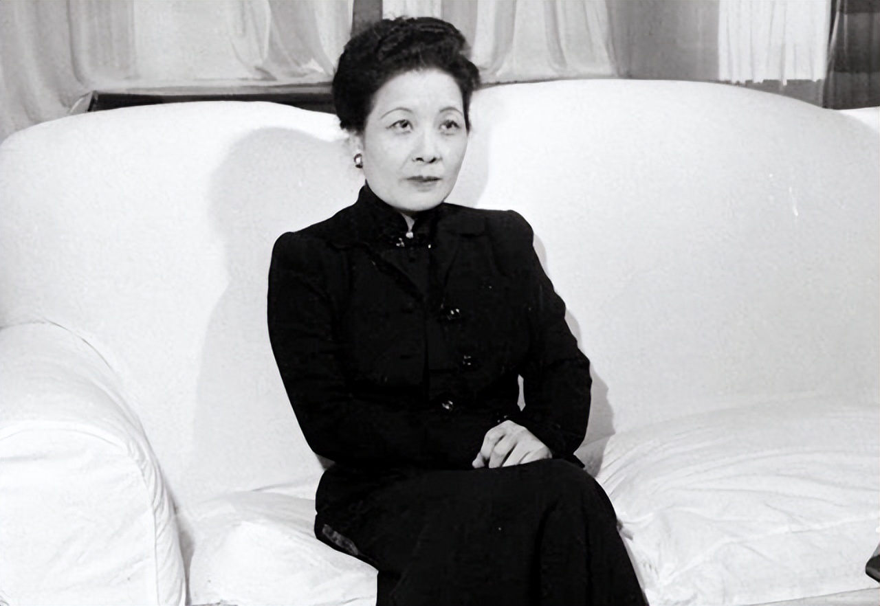 宋美龄晚年穷奢极欲还缺钱,宋美龄晚年生活拮据