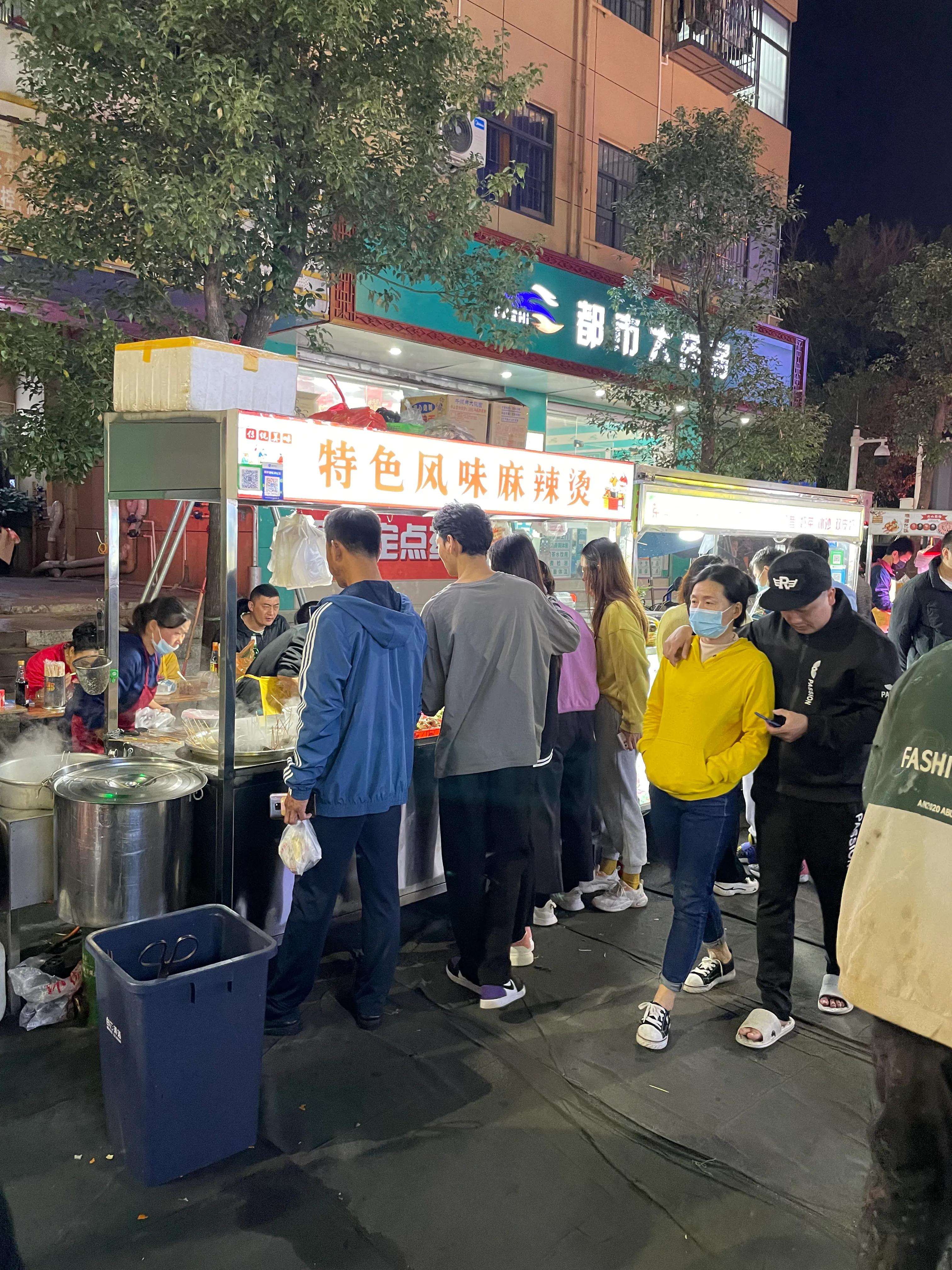 深圳最火的免费夜市街,深圳福永夜市街在哪里
