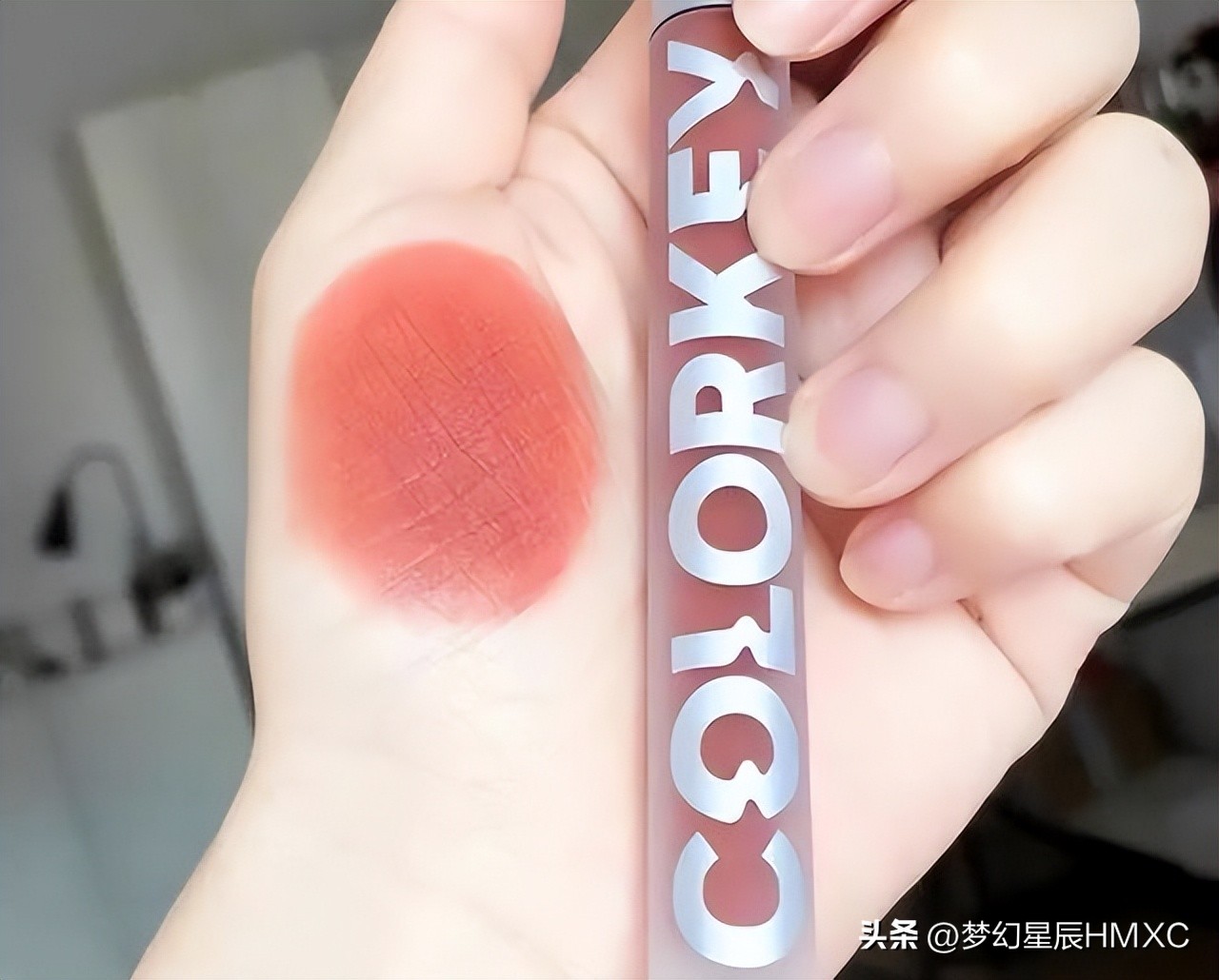 国货口红口碑最好的前十名排行榜,今年最流行的口红颜色显白气质