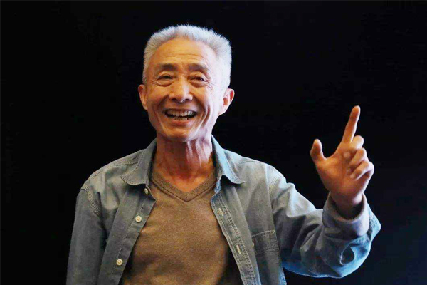 郭达李白将进酒全文朗诵,李白真人版古诗朗诵将进酒