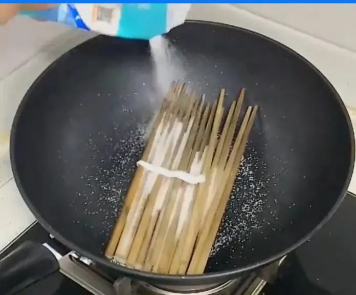 墙霉斑怎么去除,去除霉斑小妙招小苏打